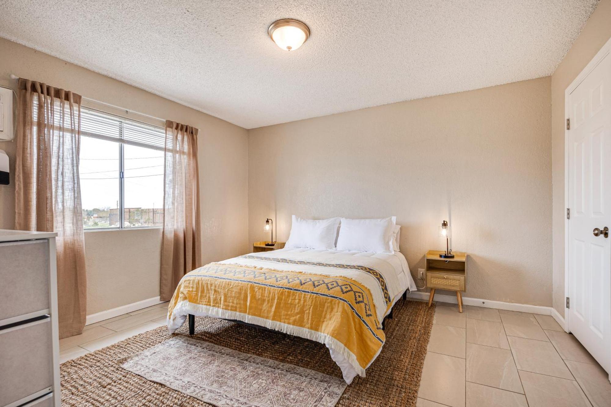 Convenient Joshua Tree Apartment - Walk To Town! Exterior foto